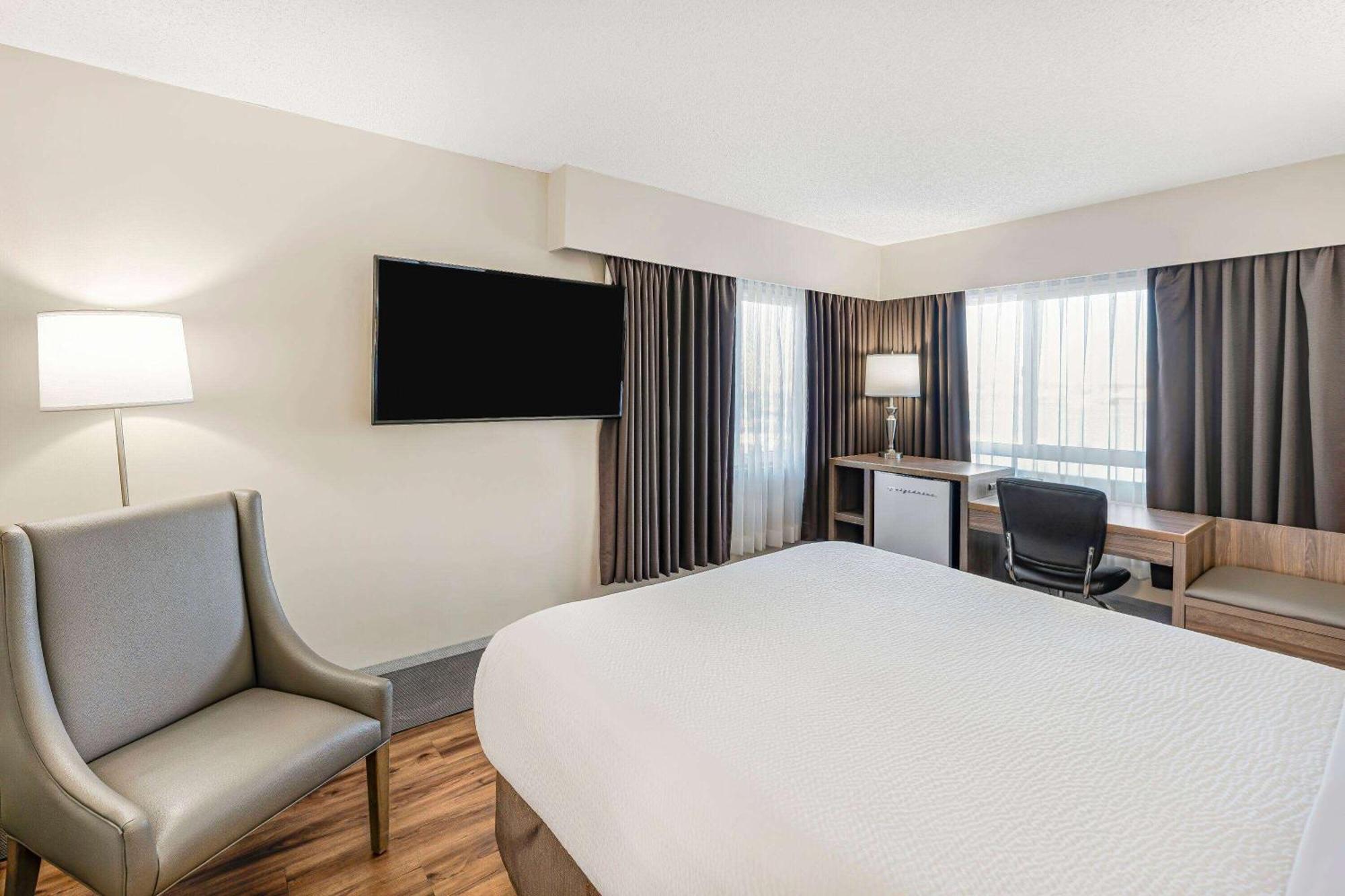 Days By Wyndham On The Harbour Hotel Victoria