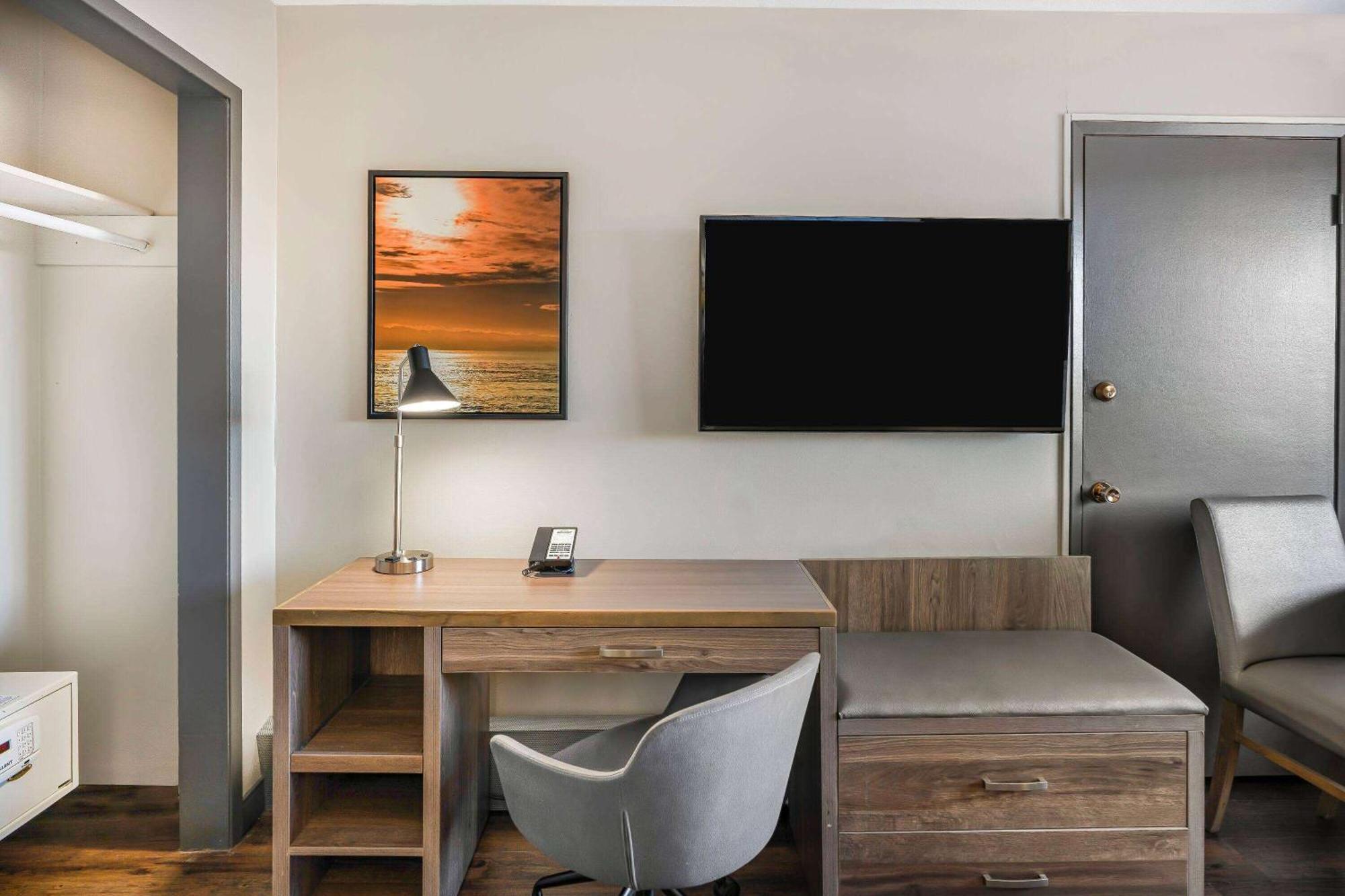 Days By Wyndham On The Harbour
