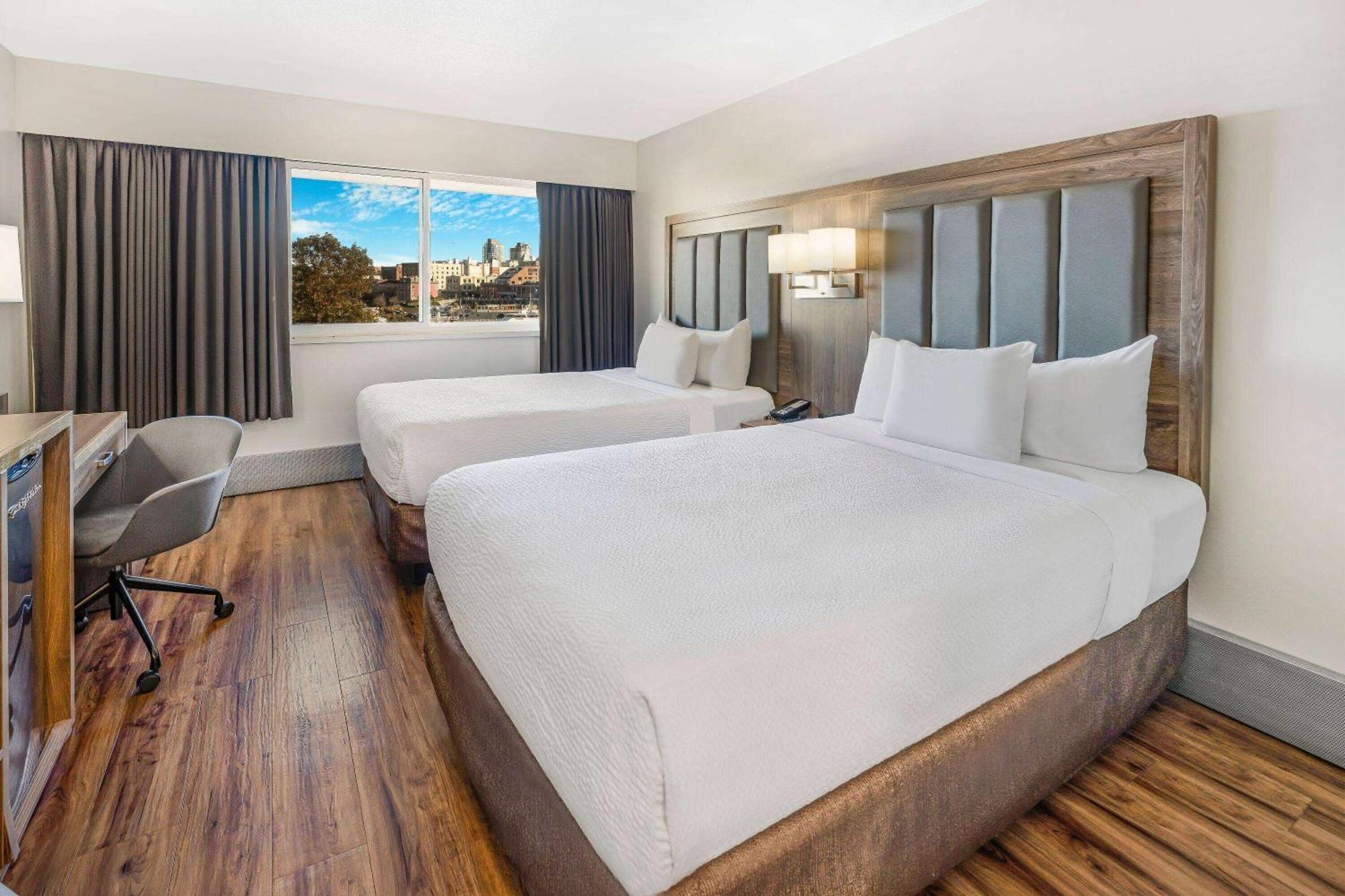 Days By Wyndham On The Harbour Hotel