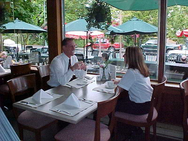 Days By Wyndham On The Harbour 3* Victoria